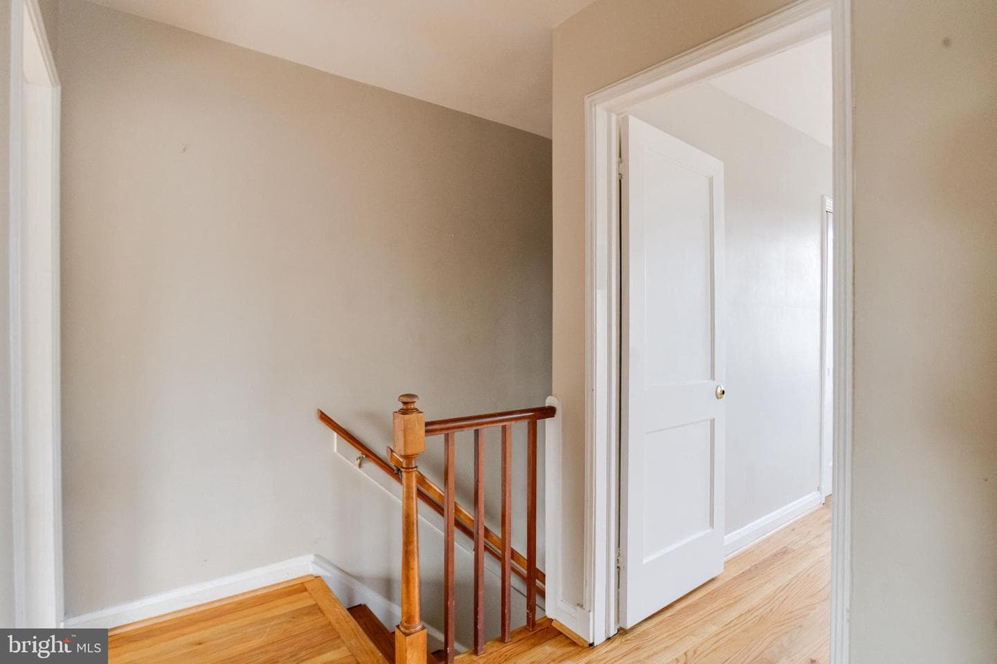7455 Manchester Road photo 23