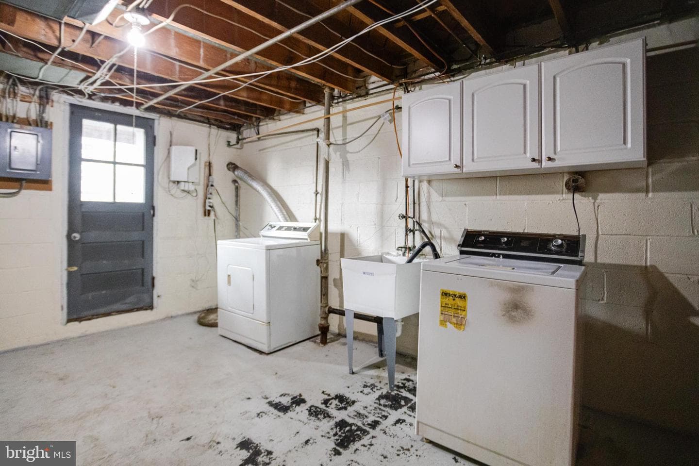 7455 Manchester Road photo 39