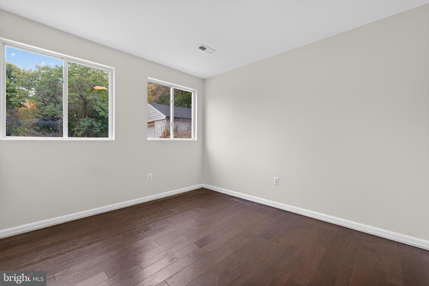 9311 Colorado Avenue photo 12