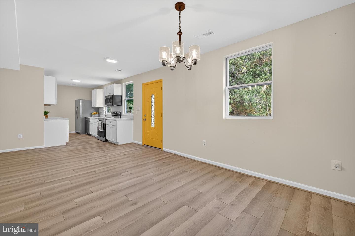 9311 Colorado Avenue photo 4