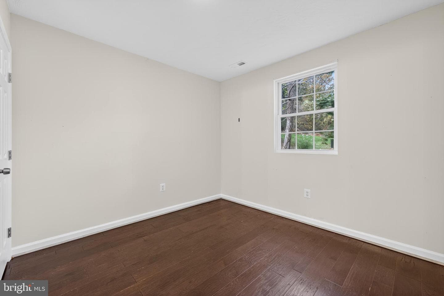 9311 Colorado Avenue photo 8