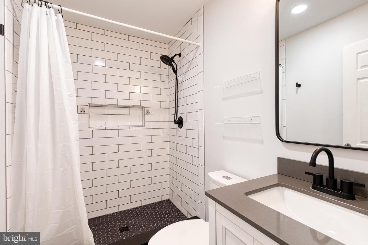 32 Faraday Drive photo 26