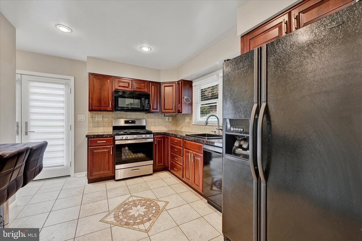 1034 Saxon Hill Drive photo 6