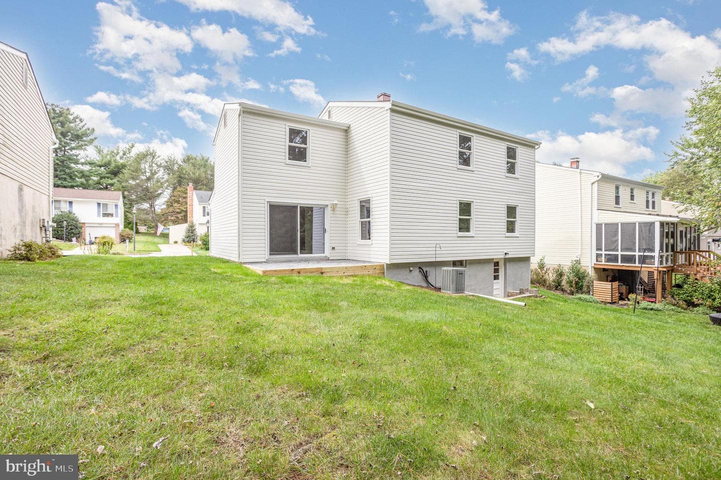10509 Longbranch Road photo 34