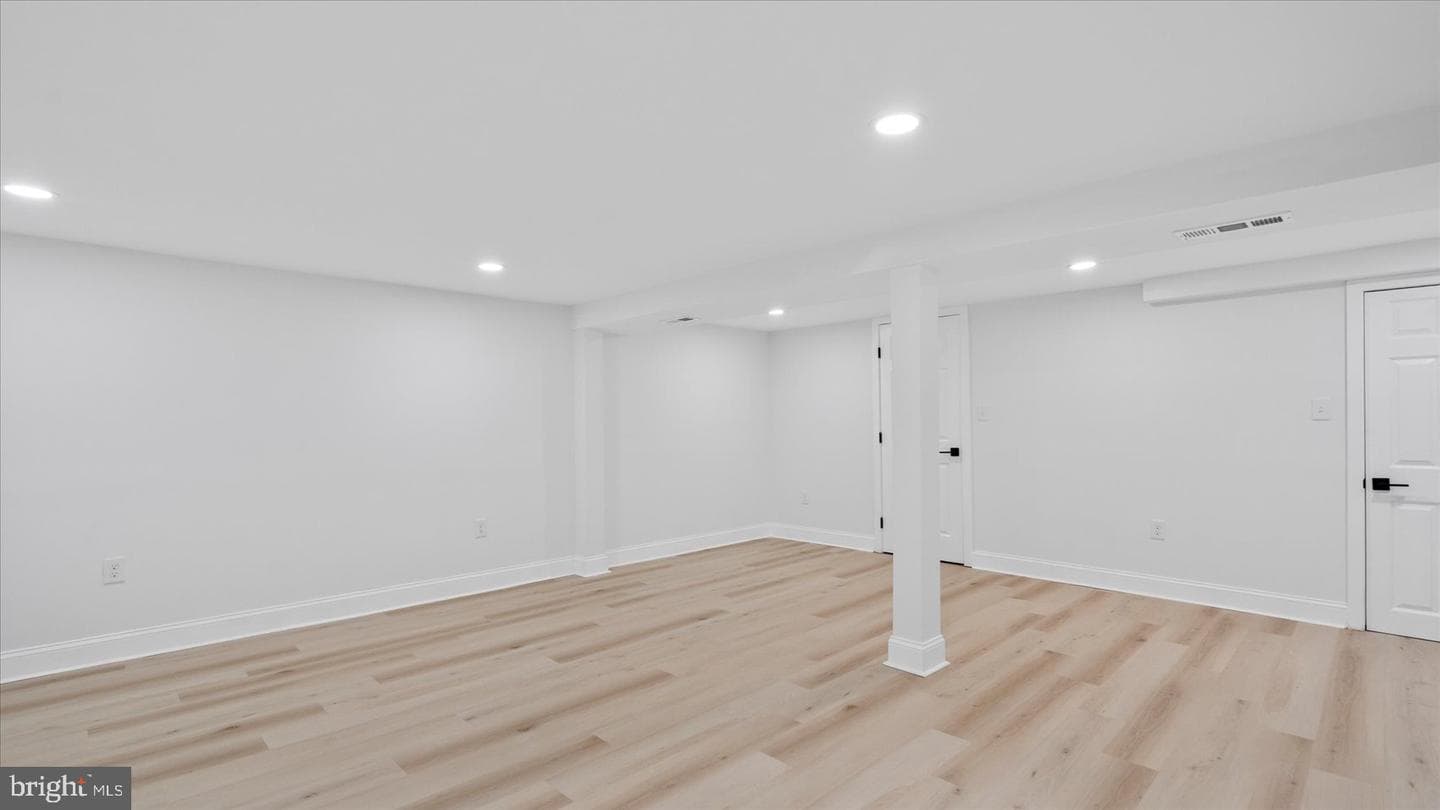 2529 Liberty Parkway photo 36