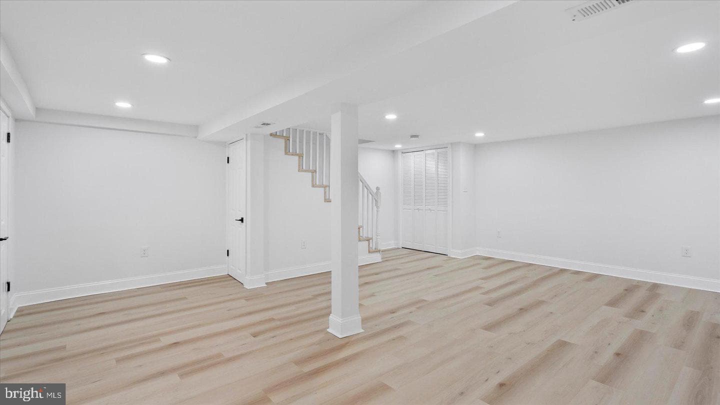 2529 Liberty Parkway photo 37