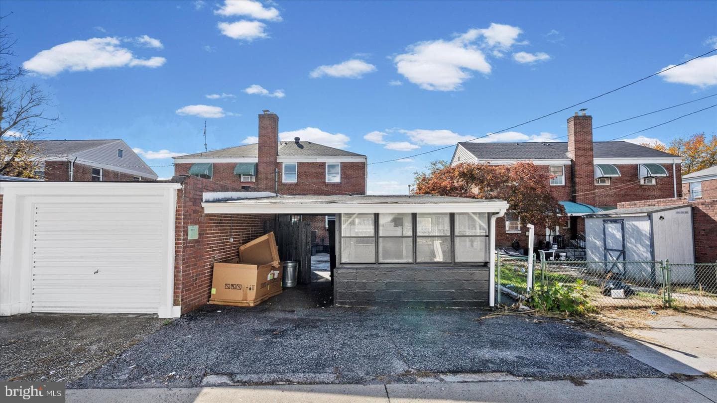 2529 Liberty Parkway photo 45