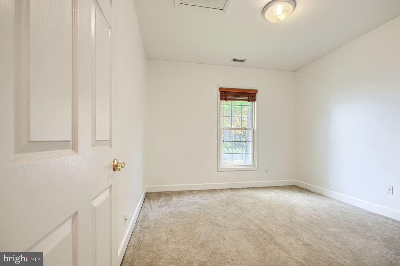 906 Susquehanna Ave photo 44