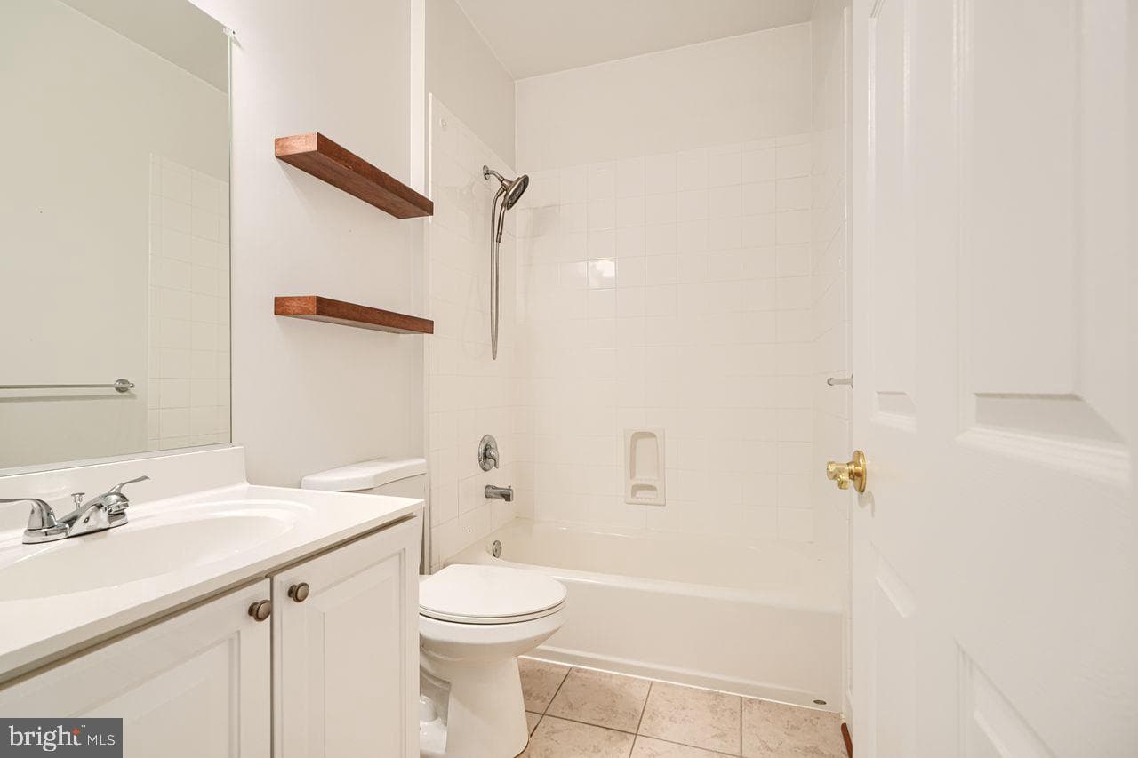906 Susquehanna Ave photo 49