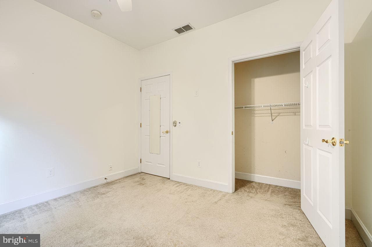 906 Susquehanna Ave photo 53