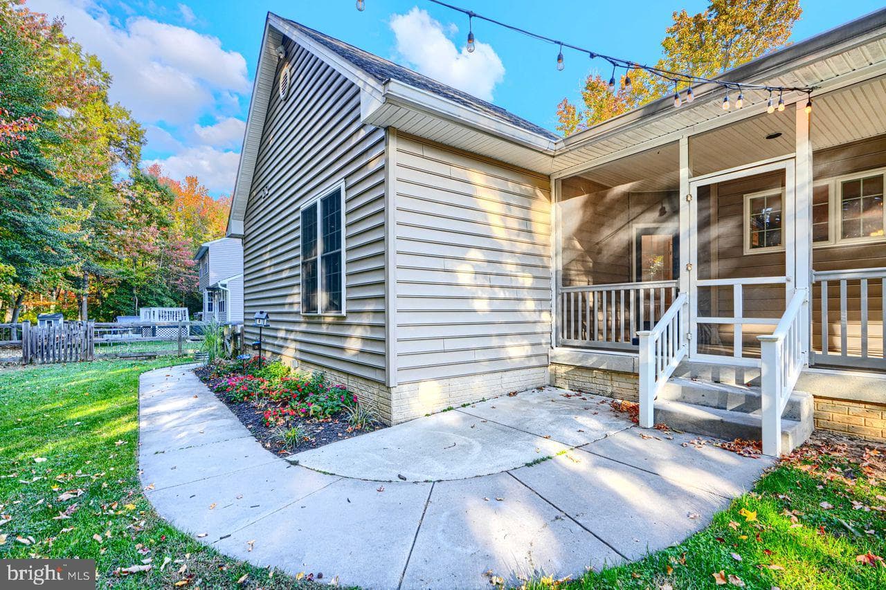 906 Susquehanna Ave photo 9