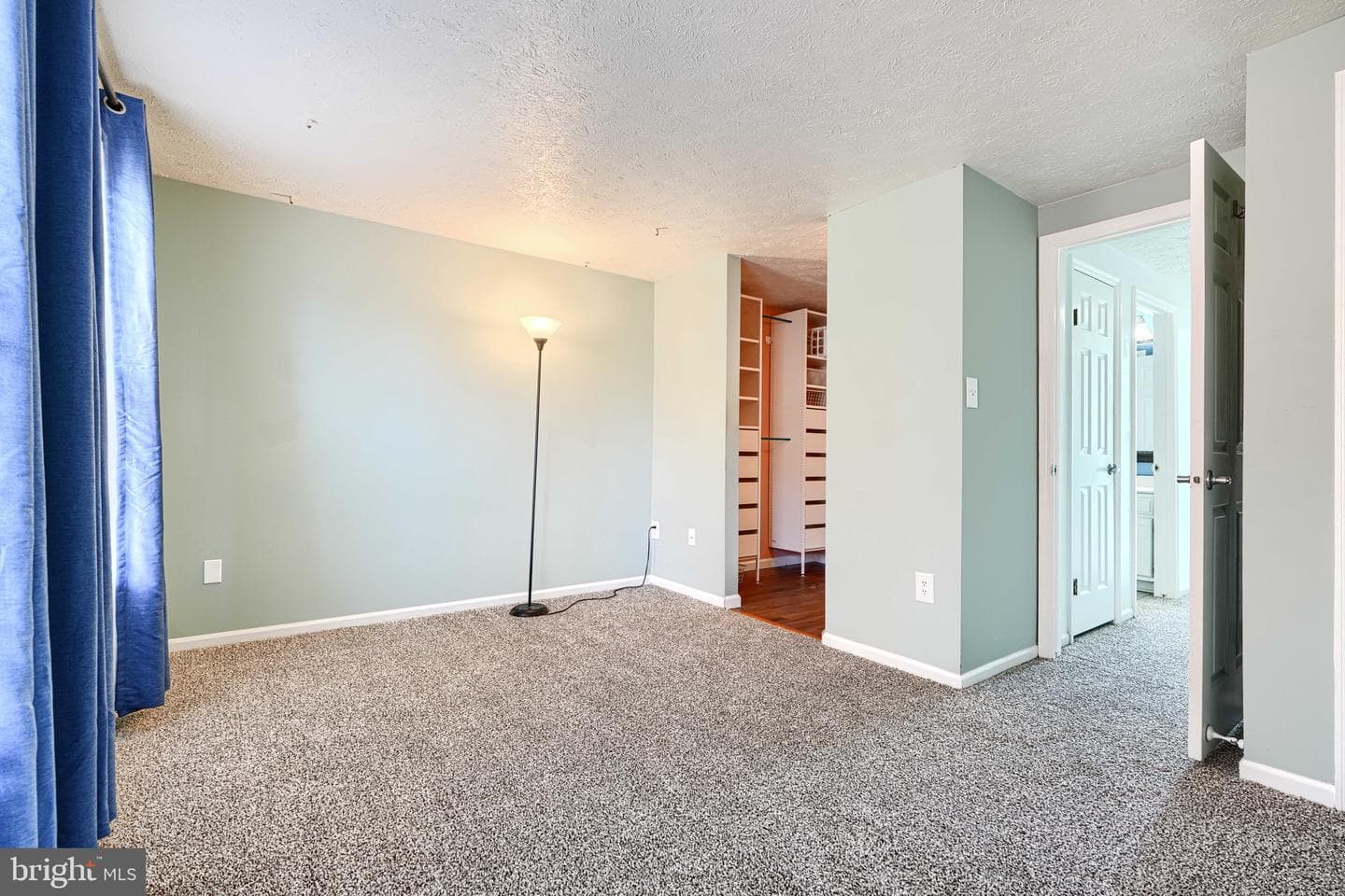 37 Dallington Court photo 16