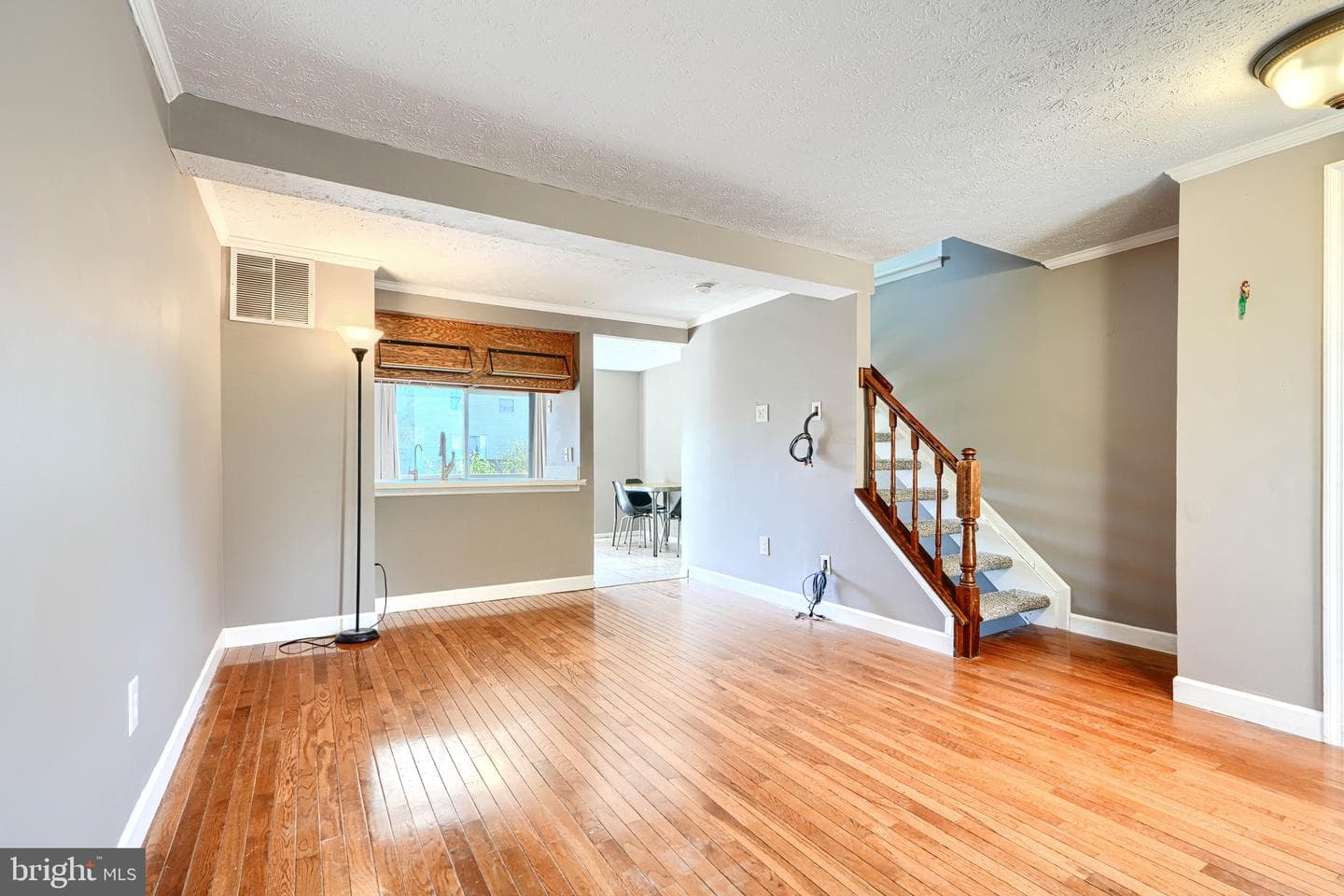 37 Dallington Court photo 4