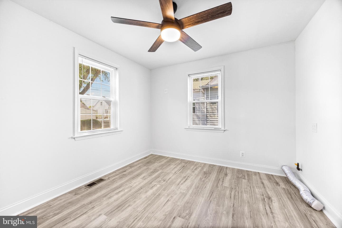 4 Clipper Road photo 19