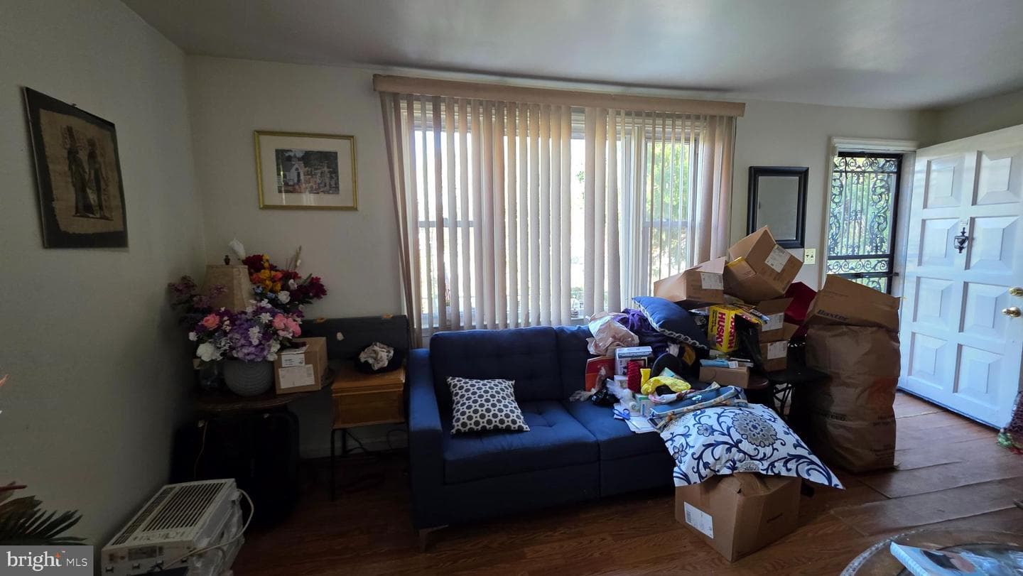 1911 Kernan Drive photo 4