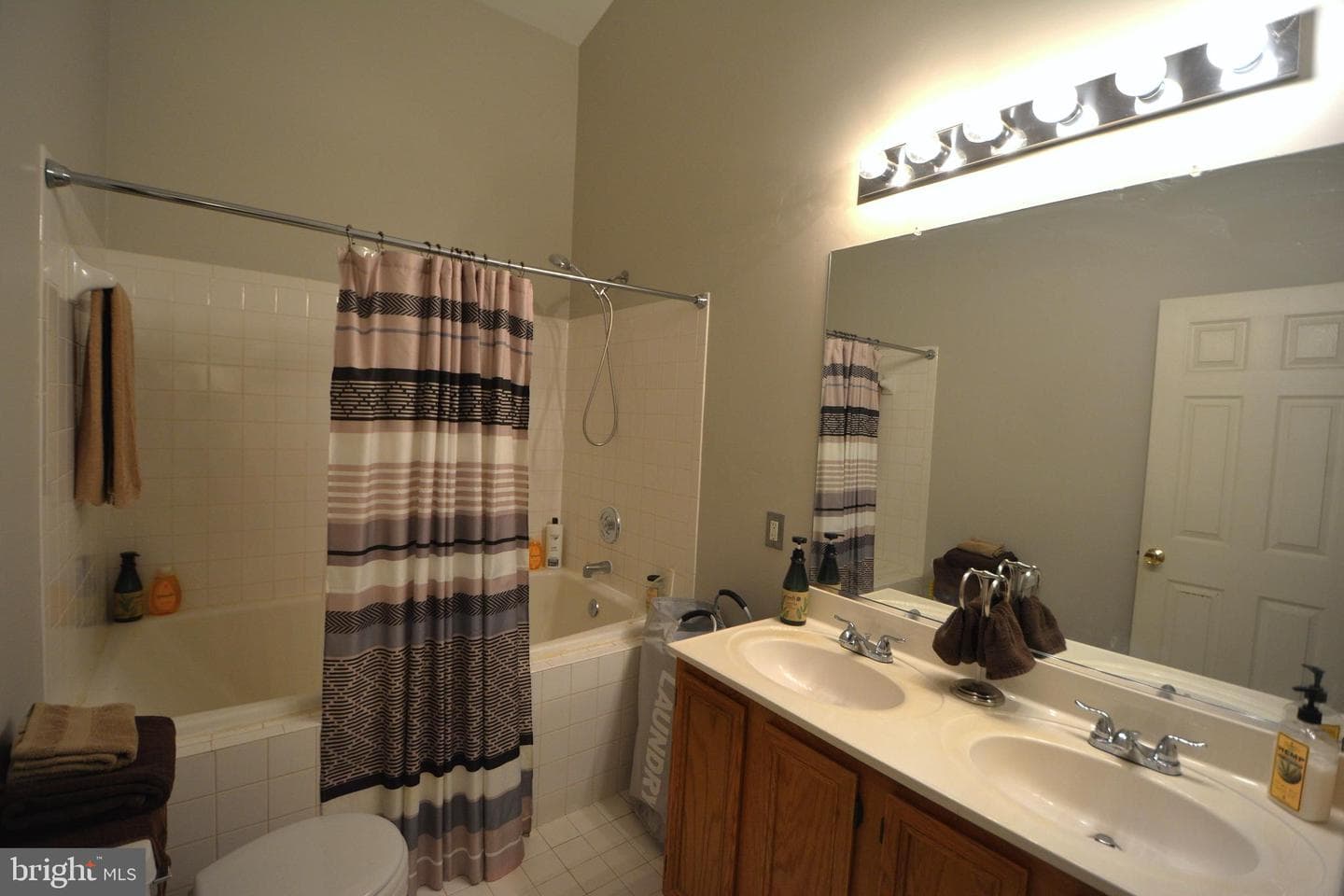 4701 Wainwright Circle photo 25
