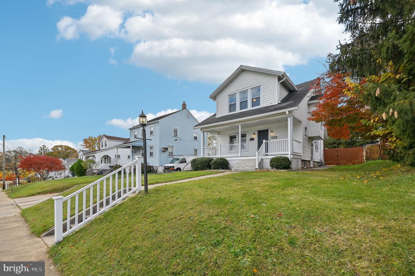 4209 Cardwell Avenue photo 4