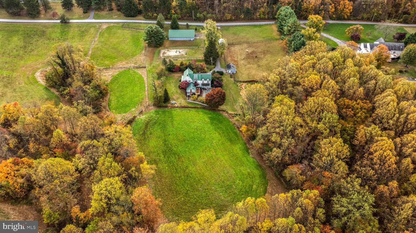 2500 Wilson Road photo 56