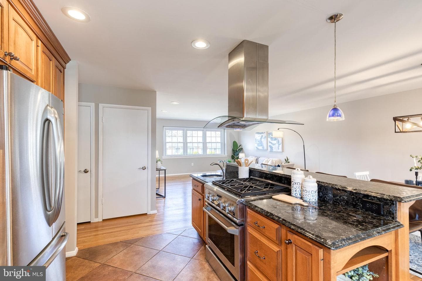 3921 Zurich Road photo 17