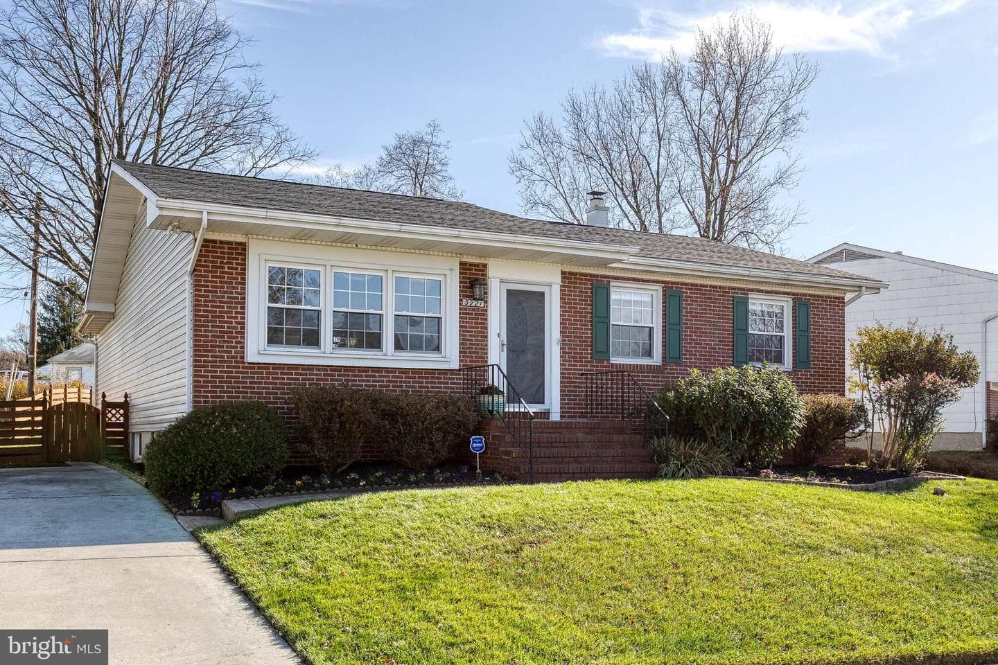 3921 Zurich Road photo 2