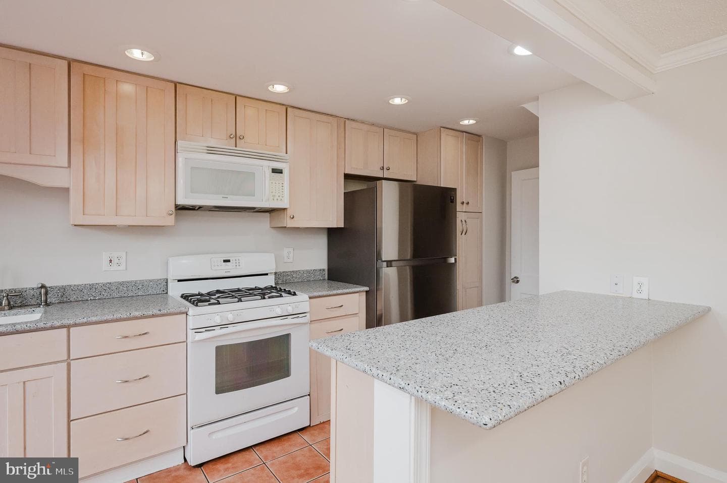 7839 Harold Road photo 11