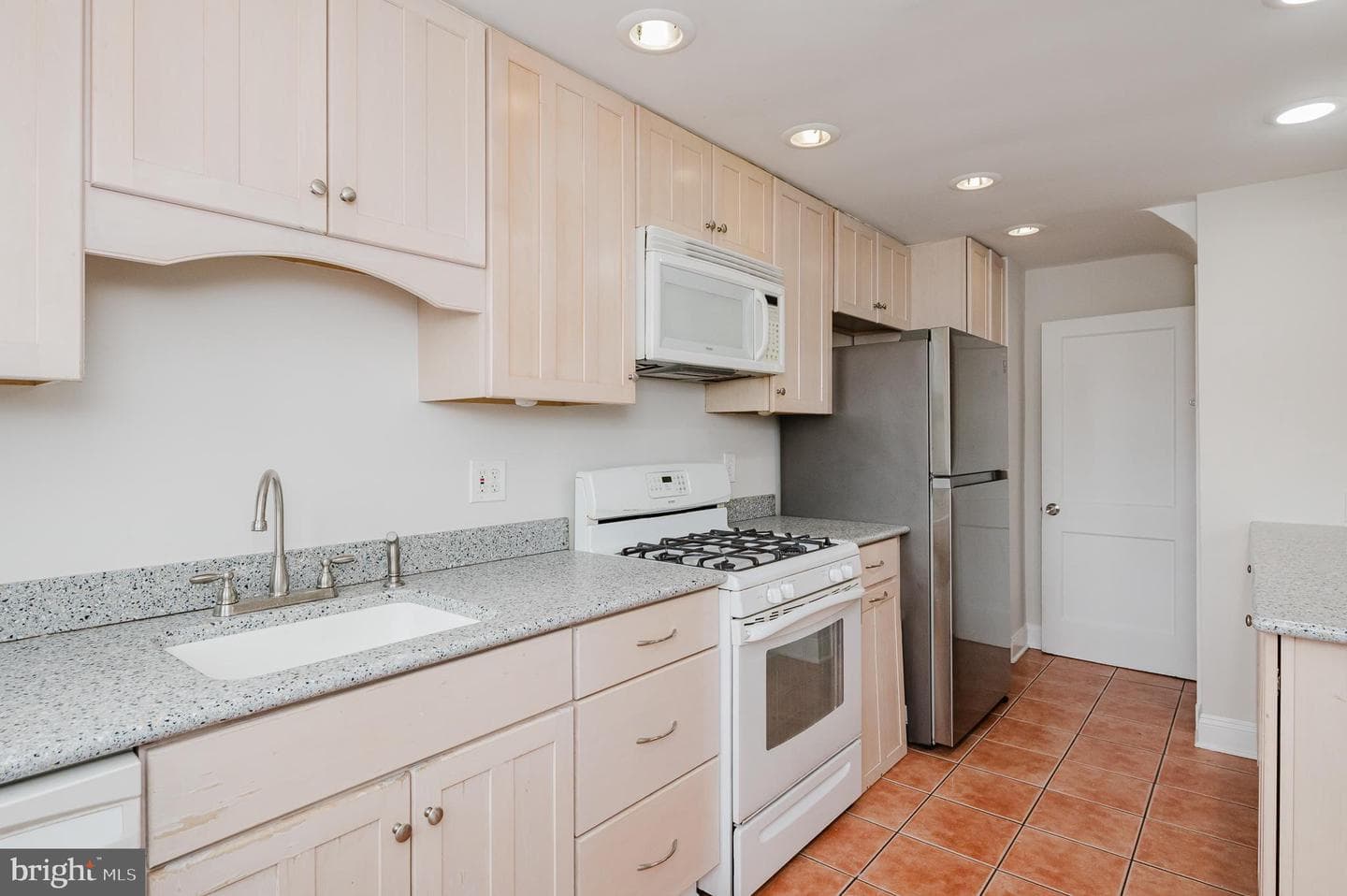 7839 Harold Road photo 12