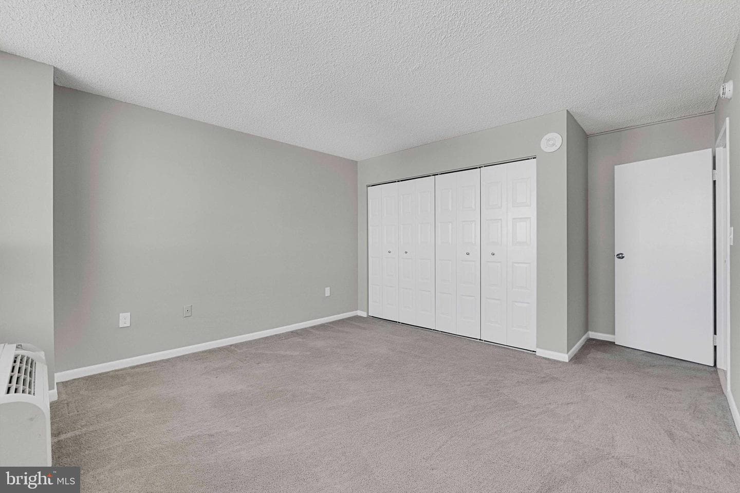 205 E Joppa Road #1902 photo 24