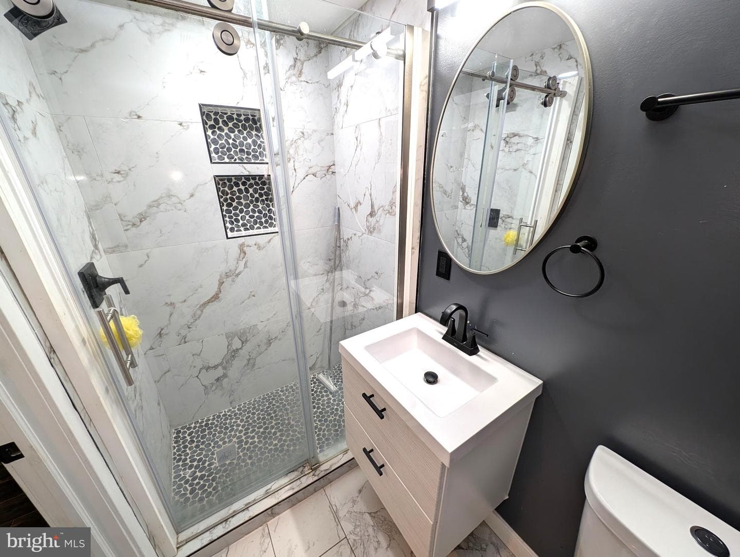 8102 Cornwall Road photo 15