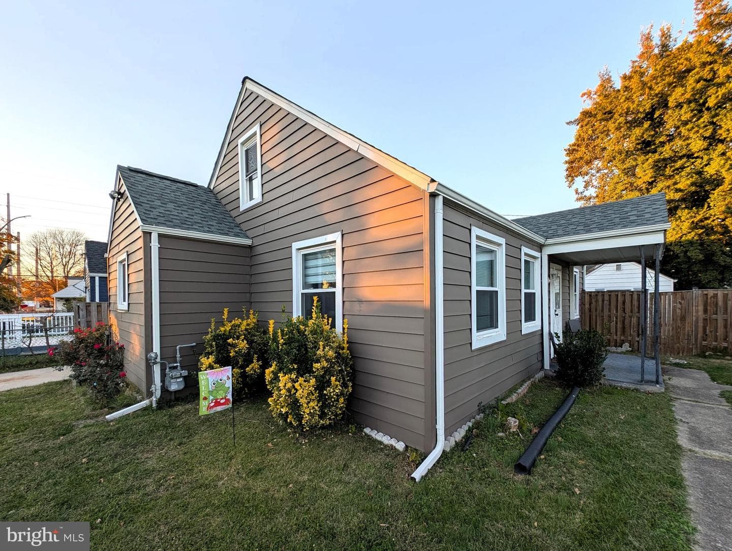 8102 Cornwall Road photo 29