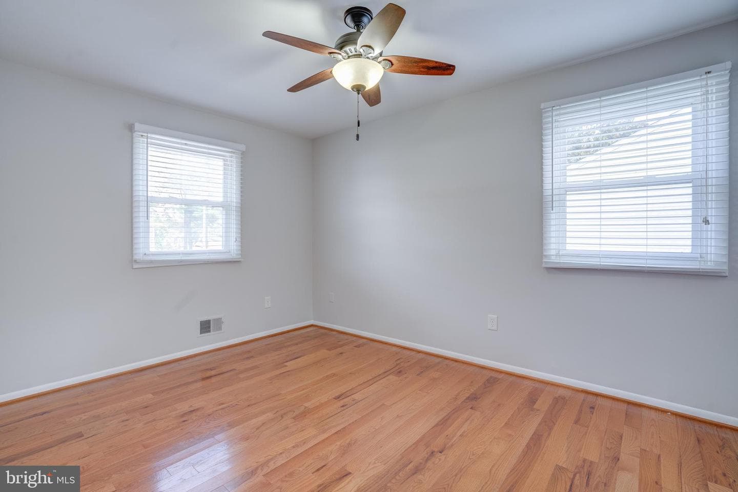 119 E Cherry Hill Road photo 25