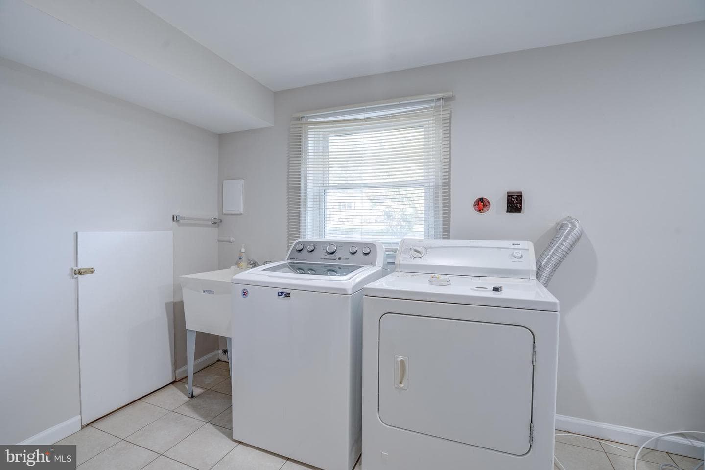 119 E Cherry Hill Road photo 32
