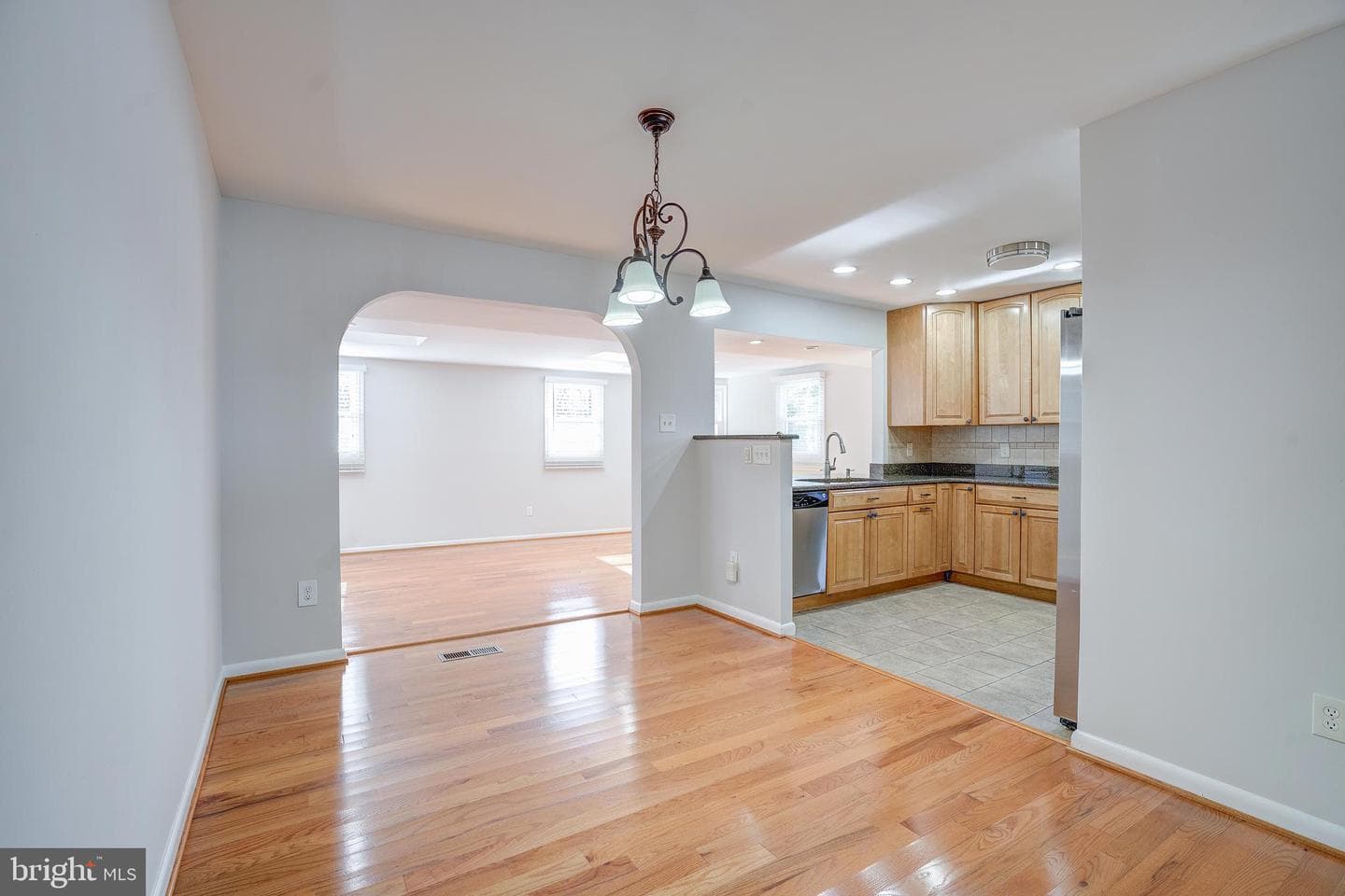 119 E Cherry Hill Road photo 9