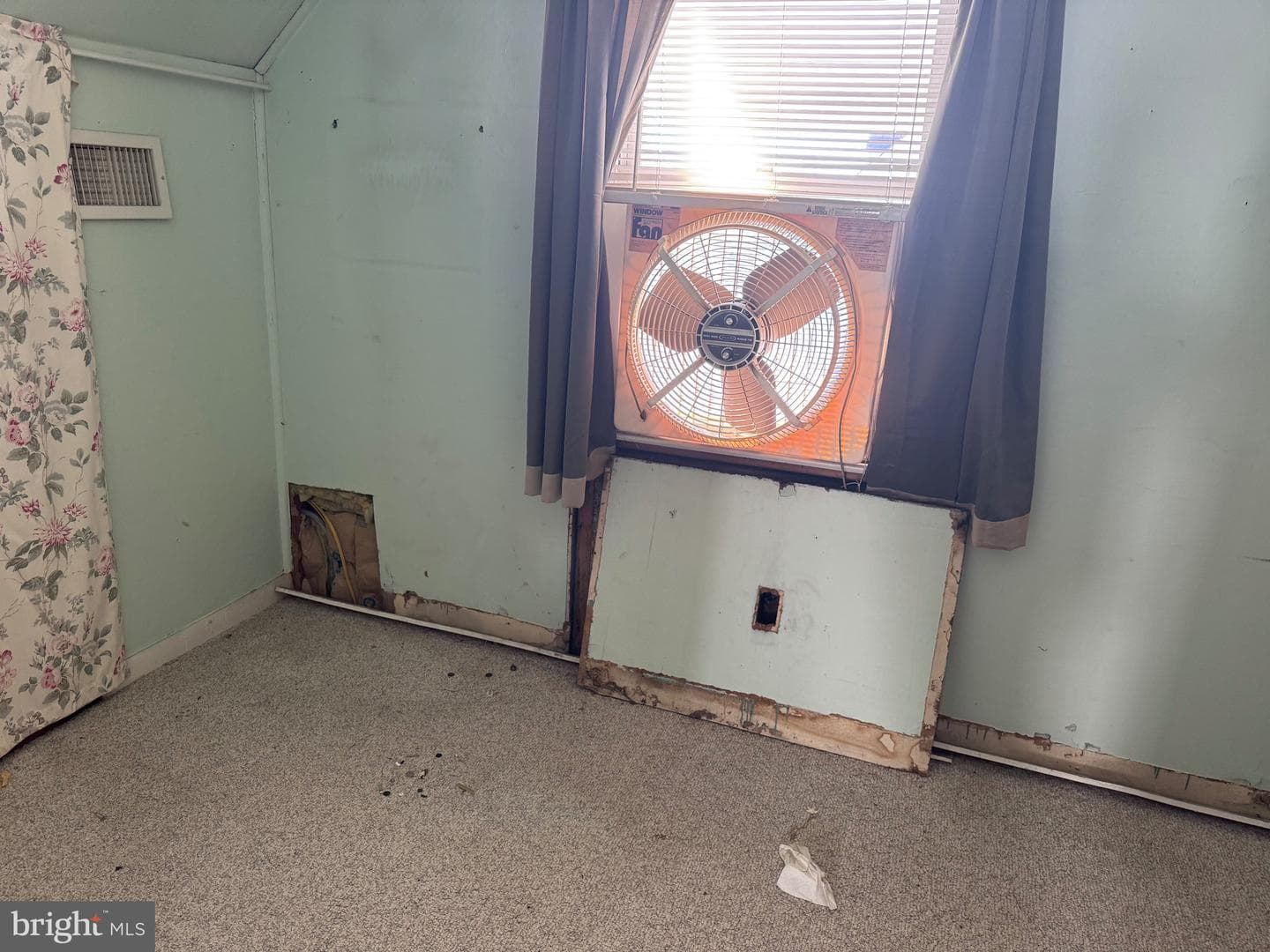 2917 Wells Avenue photo 20