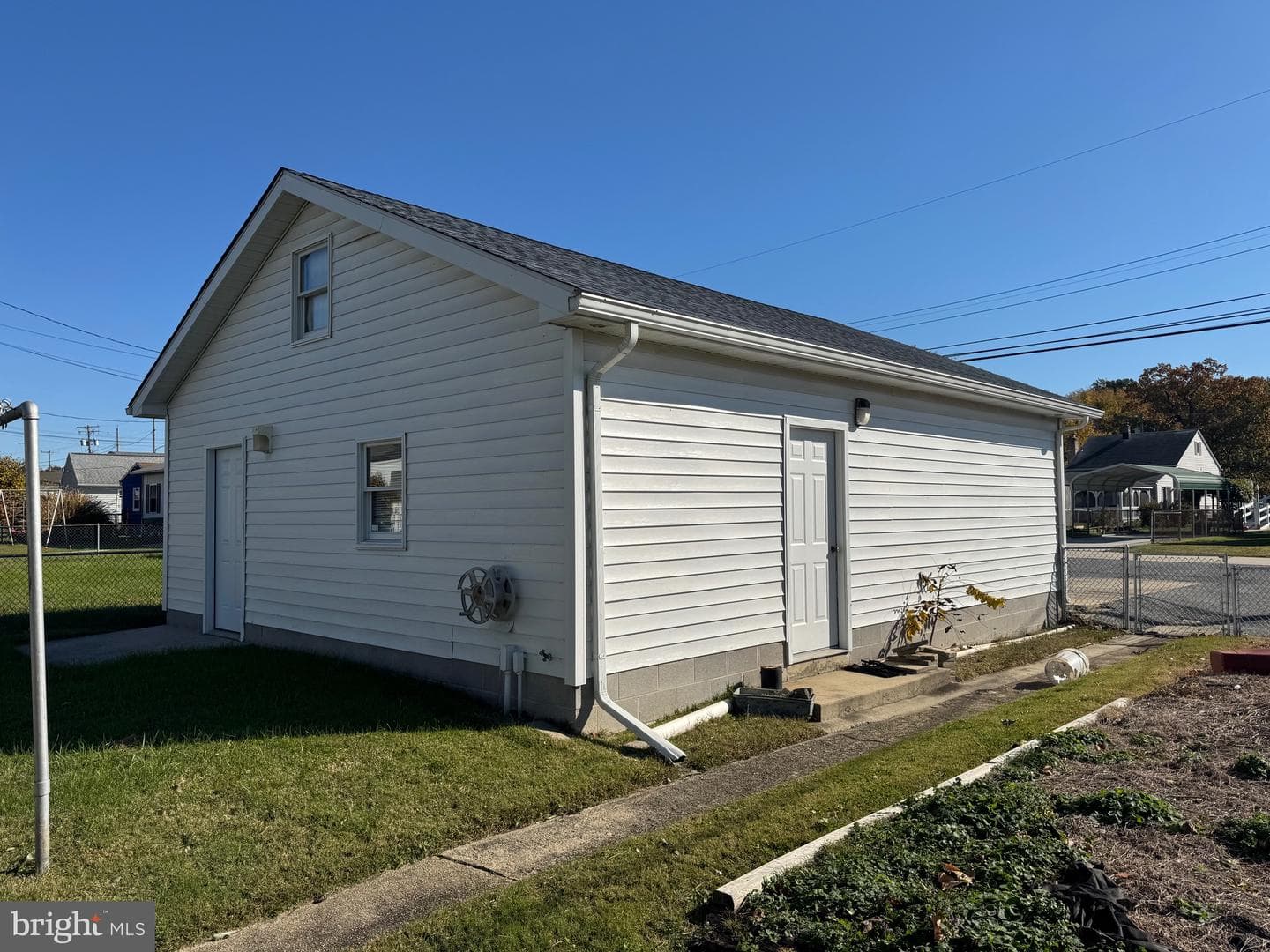 2917 Wells Avenue photo 6