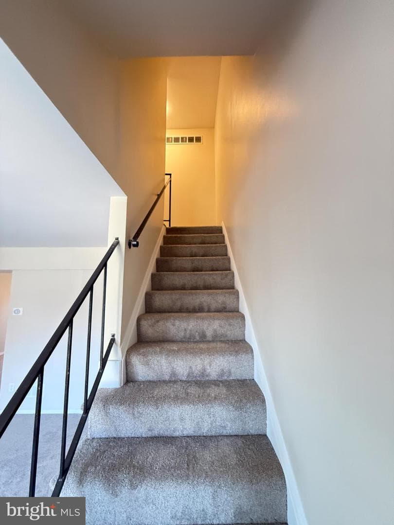 40 Kintore Court photo 17