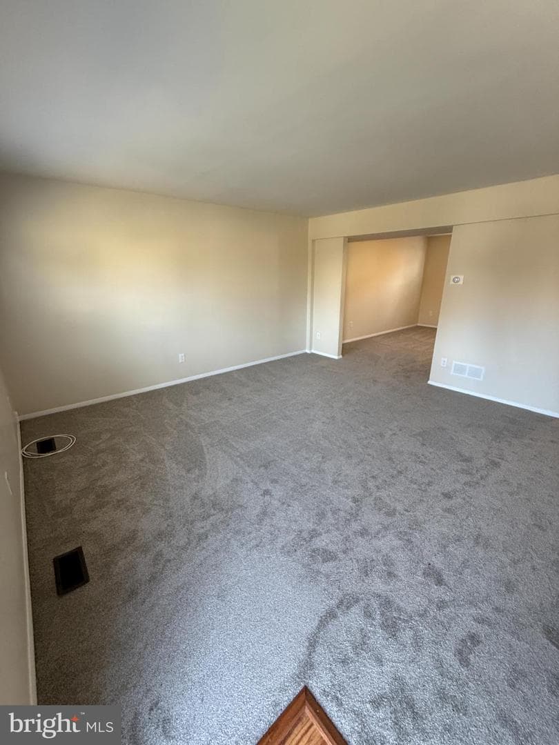 40 Kintore Court photo 7