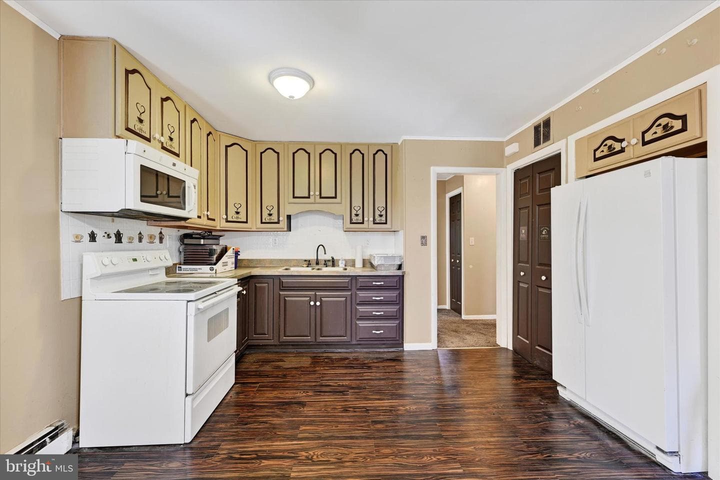 1321 Rustic Avenue photo 23