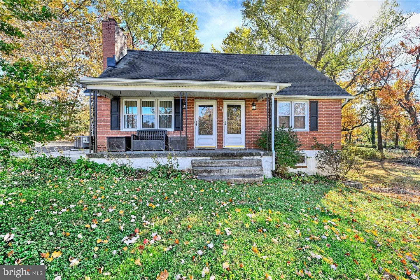 1321 Rustic Avenue photo 27