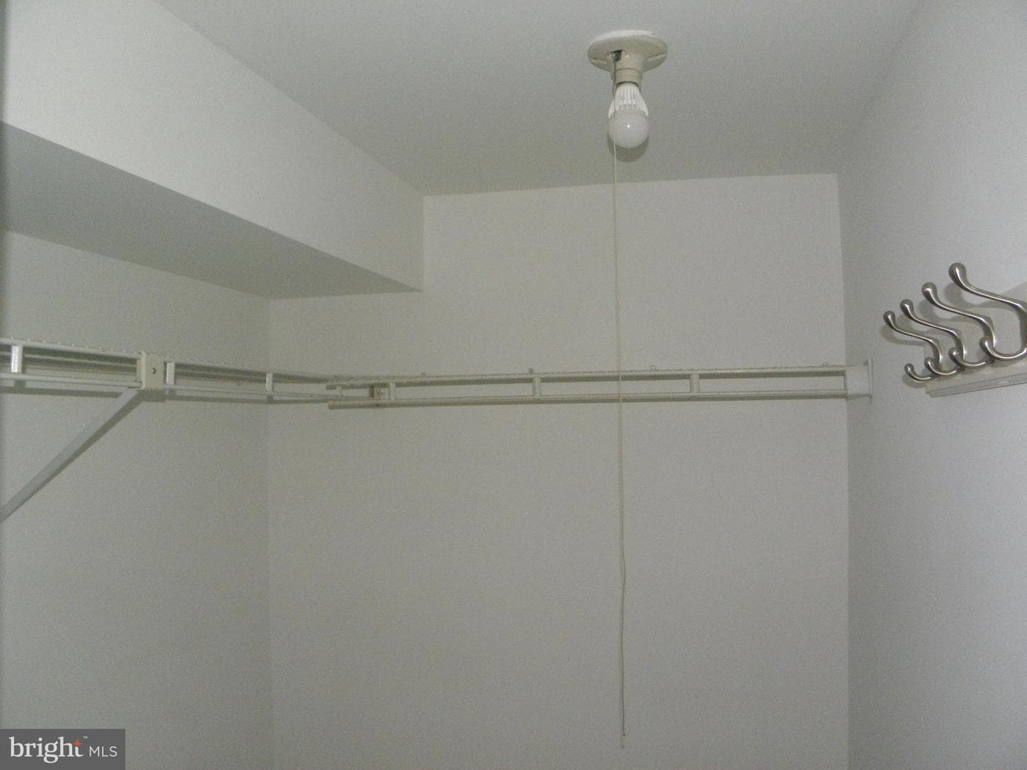 516 Brighton Place photo 26