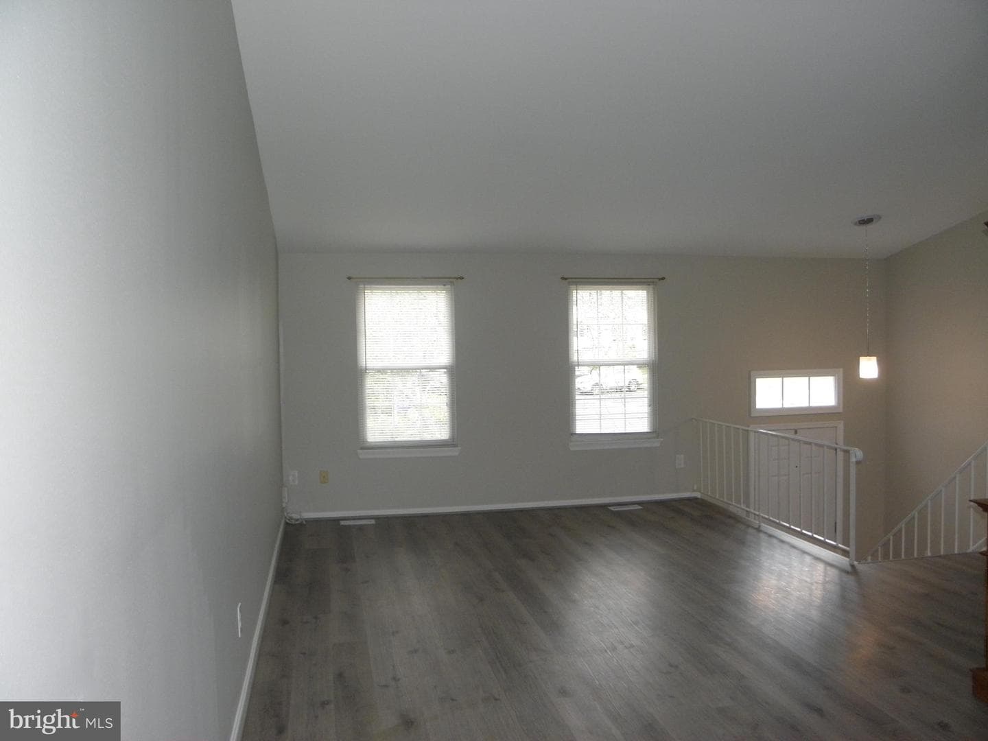 516 Brighton Place photo 4