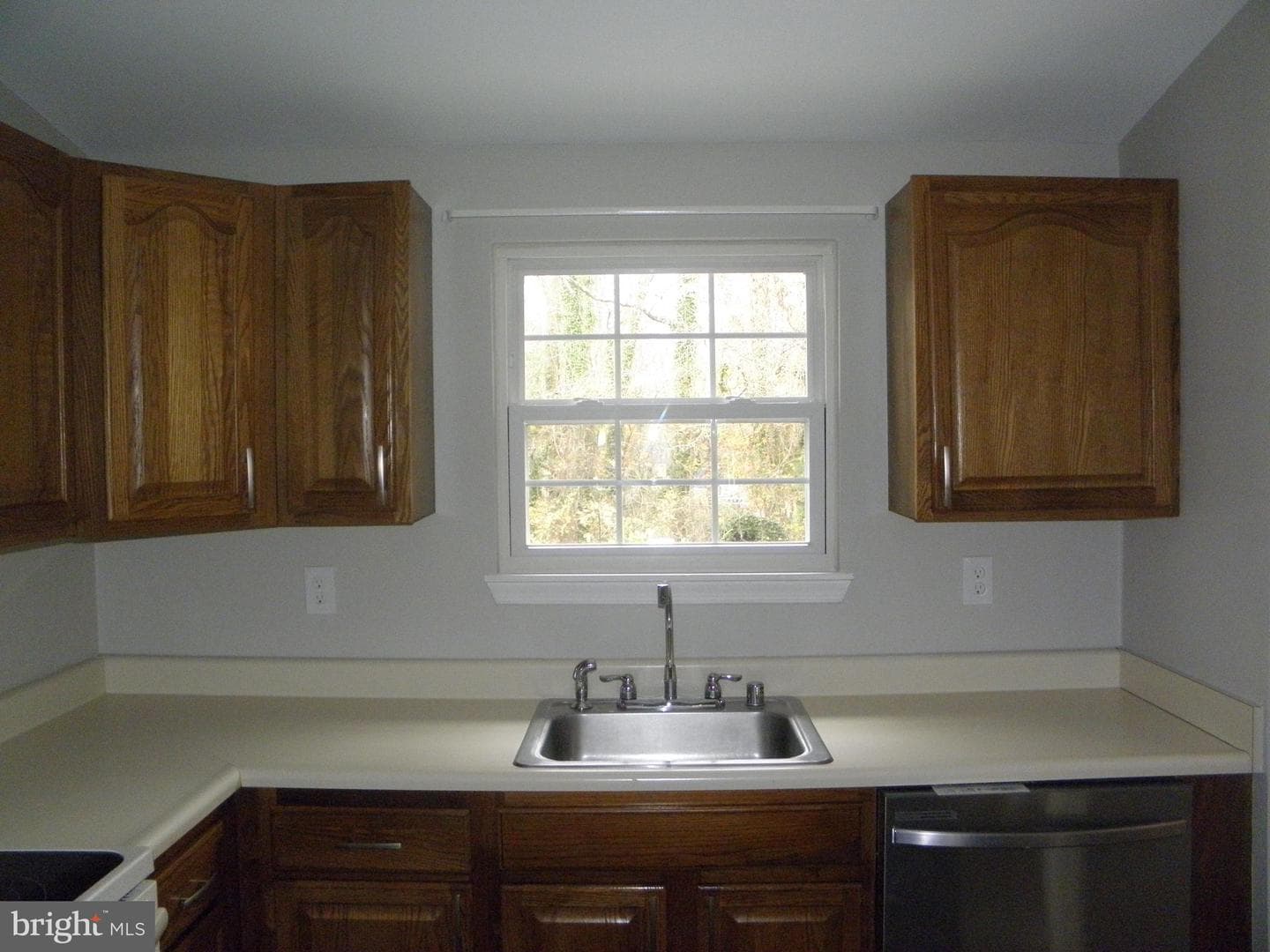 516 Brighton Place photo 9