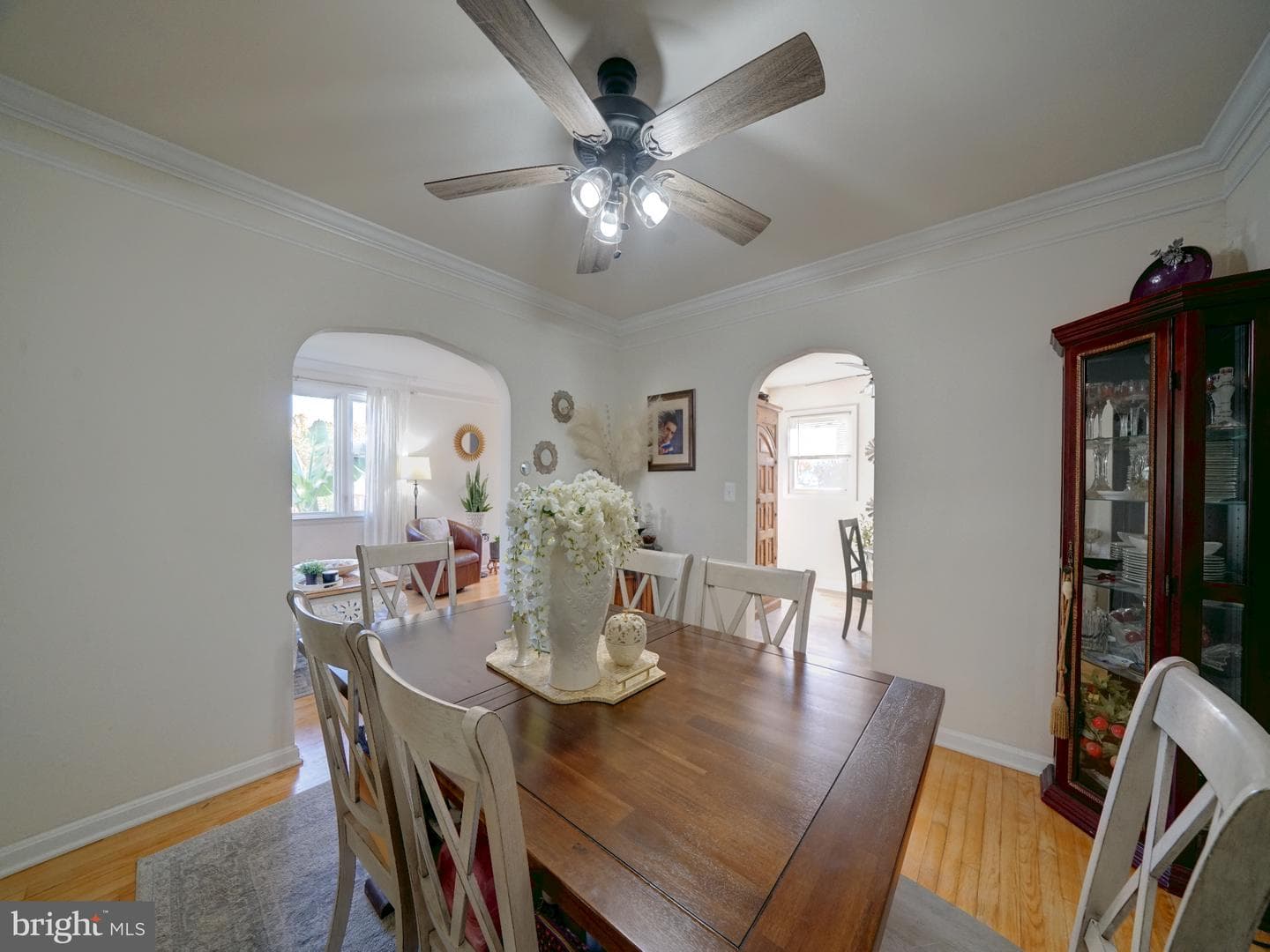 8204 Analee Avenue photo 14