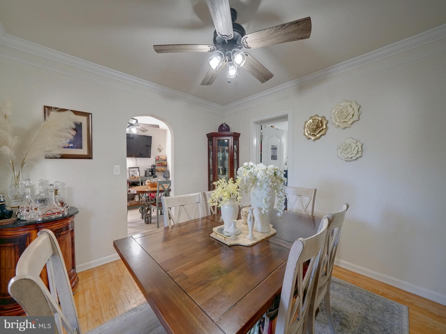 8204 Analee Avenue photo 16