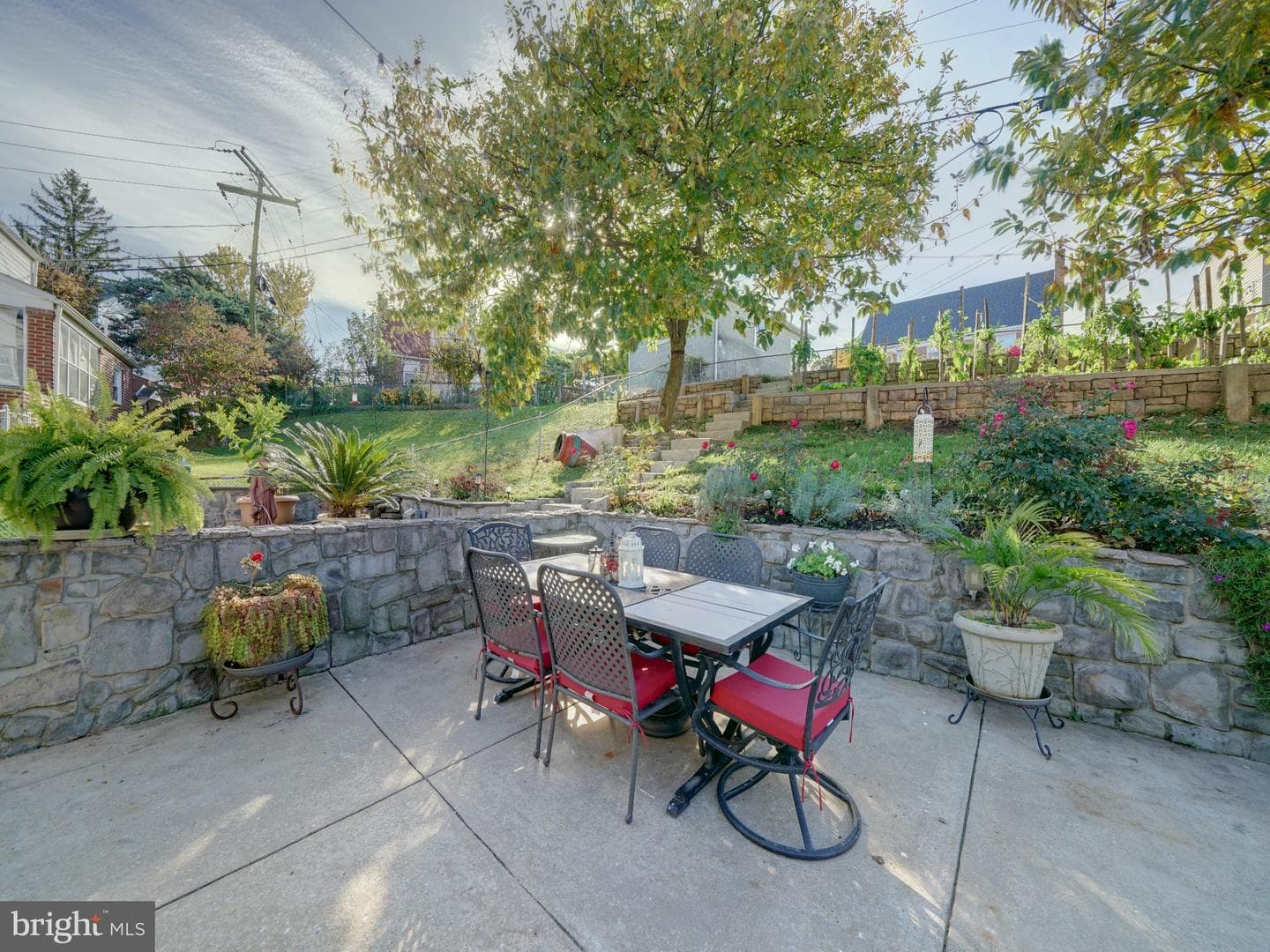 8204 Analee Avenue photo 2