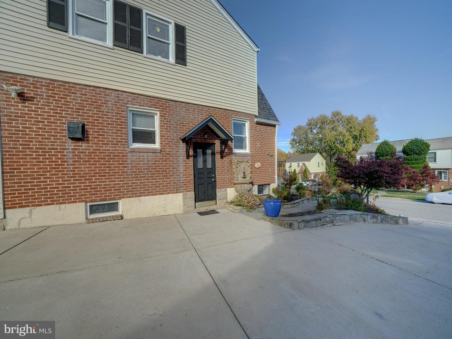 8204 Analee Avenue photo 4