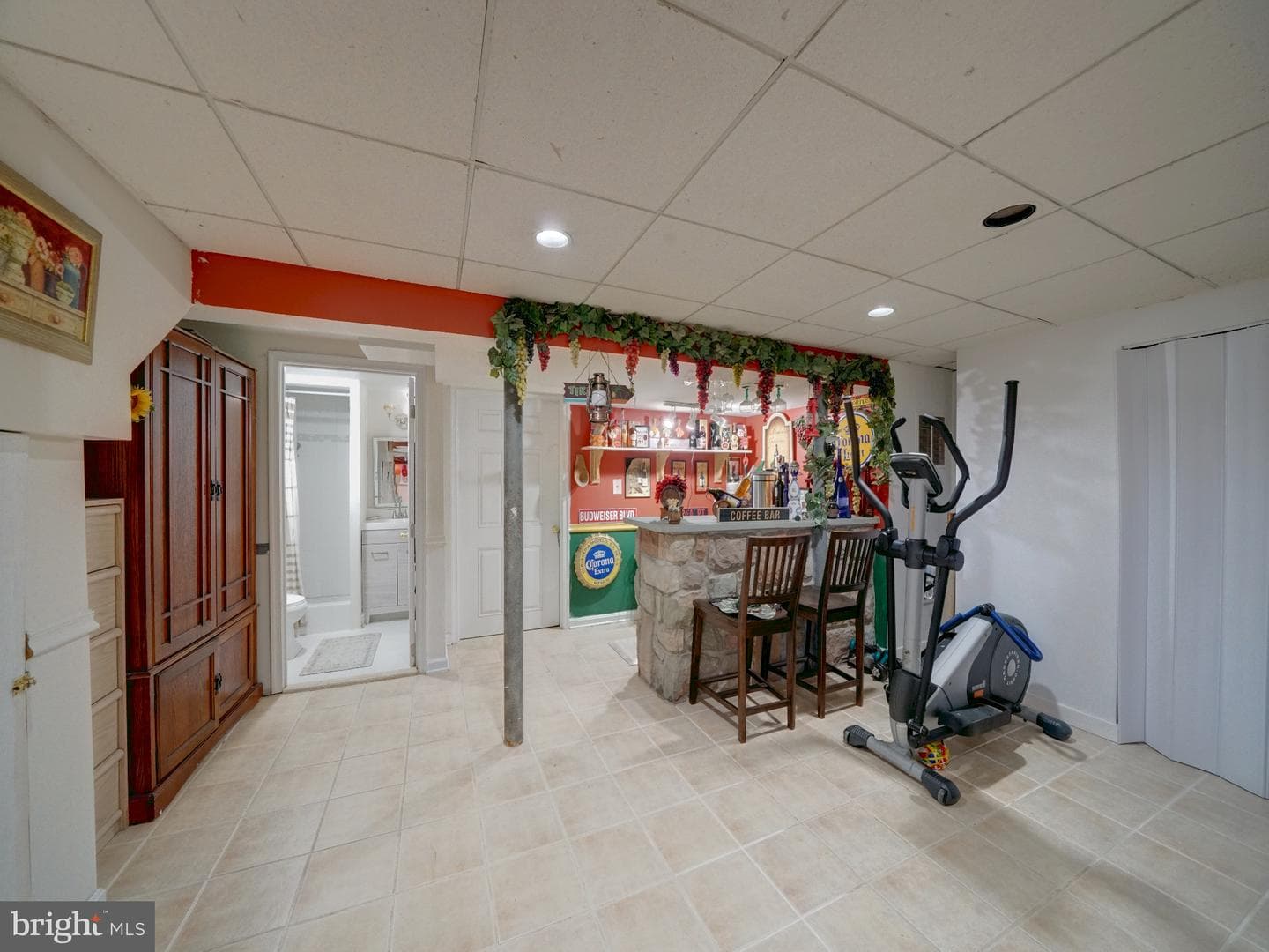 8204 Analee Avenue photo 41