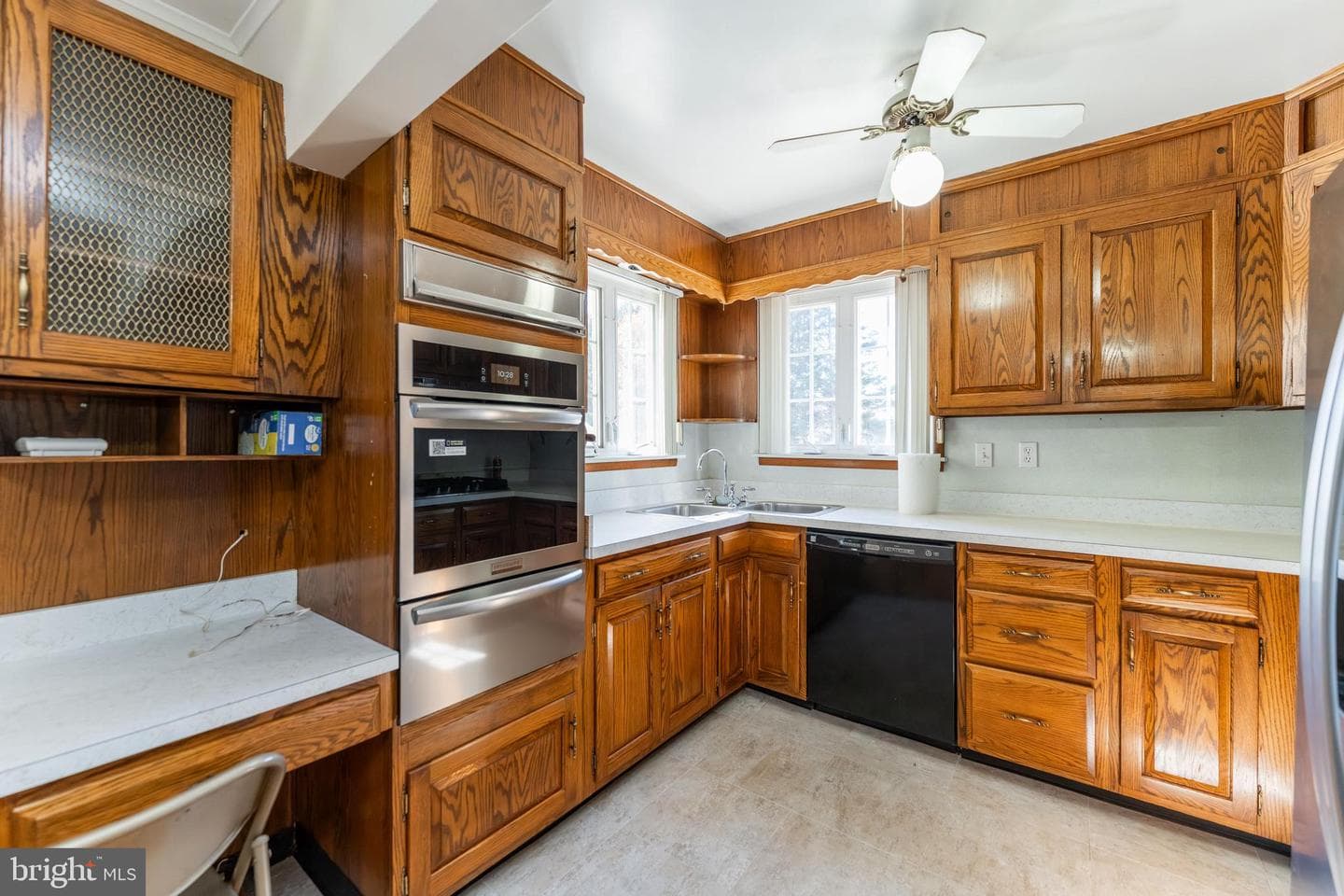 9721 Old Court Road photo 13