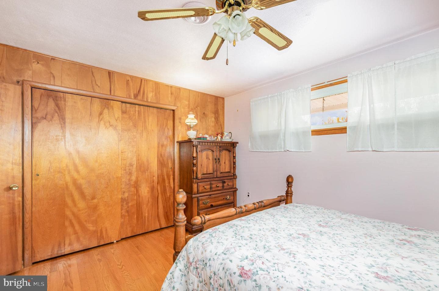 7340 Hughes Avenue photo 16