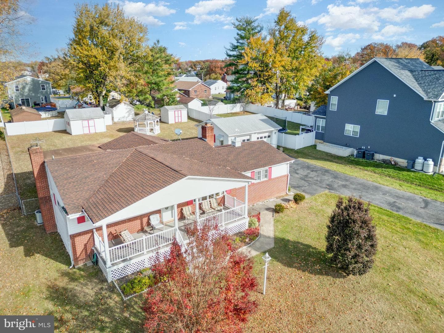 7340 Hughes Avenue photo 3