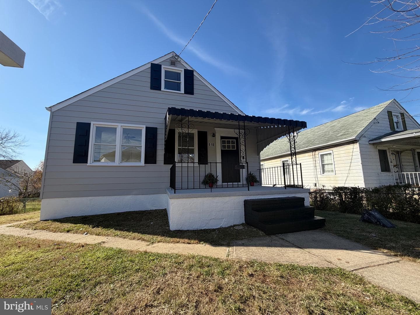 618 Wilson Avenue photo 2